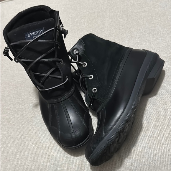 Sperry Duck Boots-Sz 8-All Black-Suede Uppers-Leather Laces-Side Zippers - Picture 1 of 16